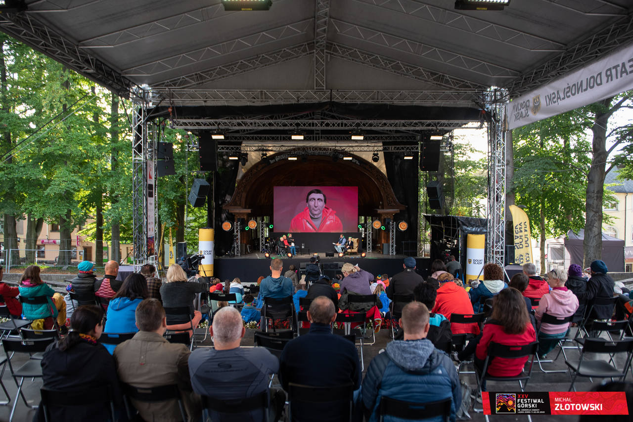 FG20_michalzlotowski8782_Easy-Resize.com